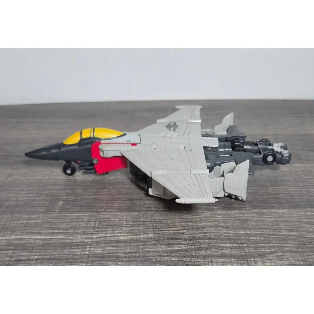 Hasbro transformers blitzwing
